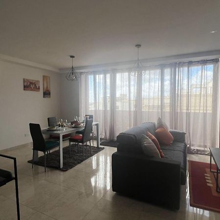 Town'S End Apartments Mellieħa Dış mekan fotoğraf